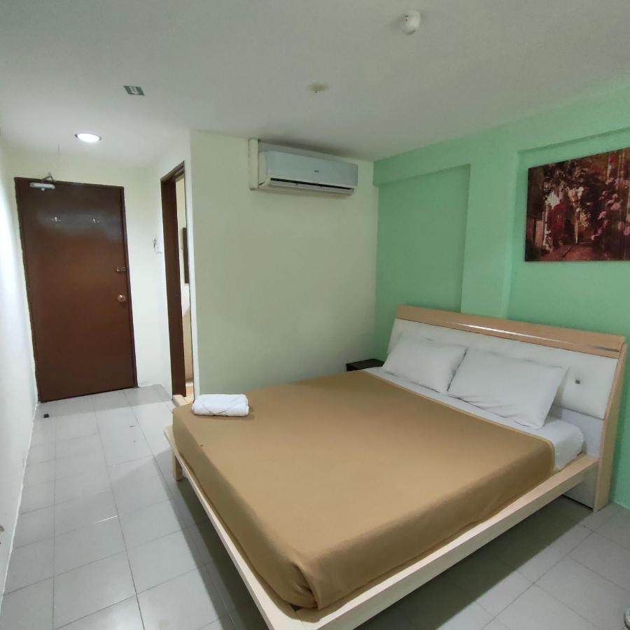 OYO 90470 Best One Hotel Malacca Exterior foto