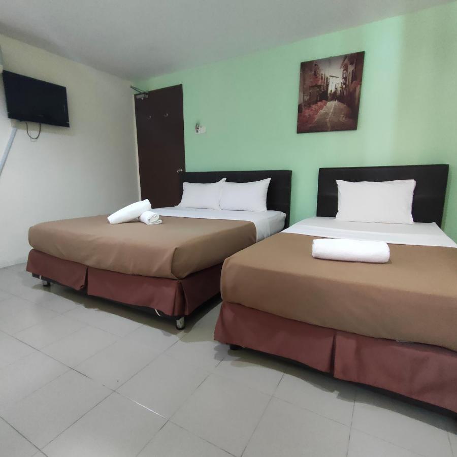 OYO 90470 Best One Hotel Malacca Exterior foto